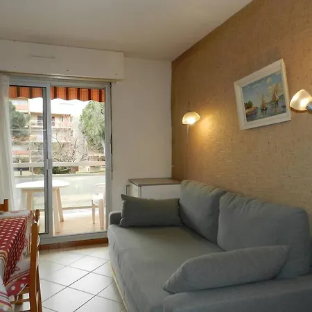 Avec Terrasse, Aperçu Mer, Parking Privé - 200m Plage, 300m Commerces, - Fr-1-251-816 Appartement